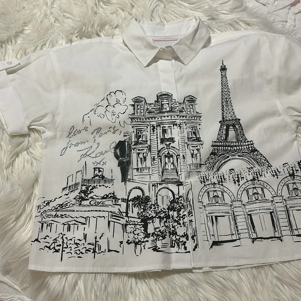 KARL LAGERFELD PARIS Cotton Crop Paris Scene Button-Front Top - Picture 6 of 10